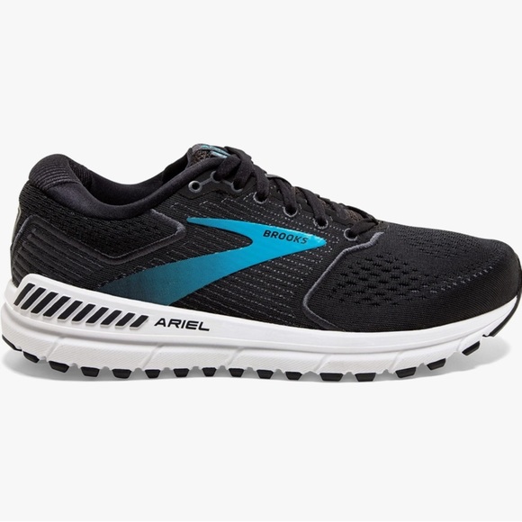 Brooks Shoes - 🌟
Brooks Ariel 20 Running shoes
size 
US 9
EUR 40.5
UK 7
CM 26